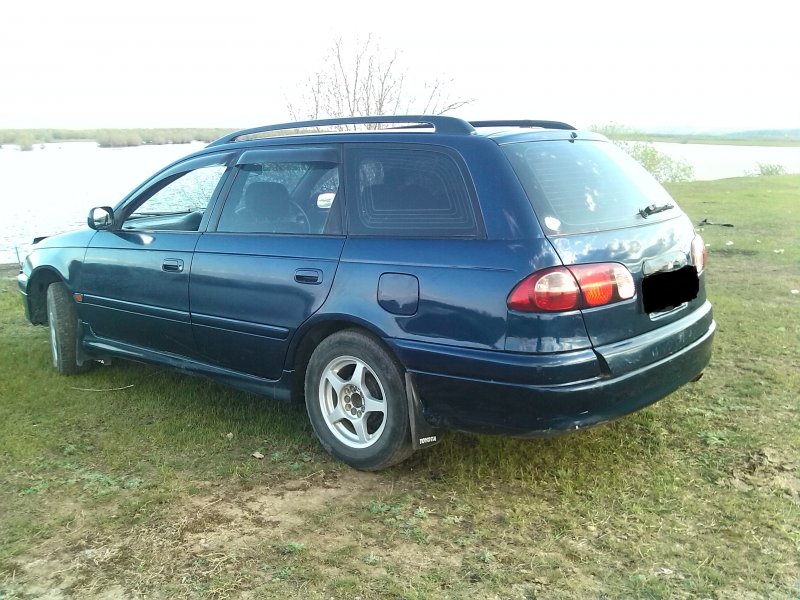 Toyota Caldina кузов 211