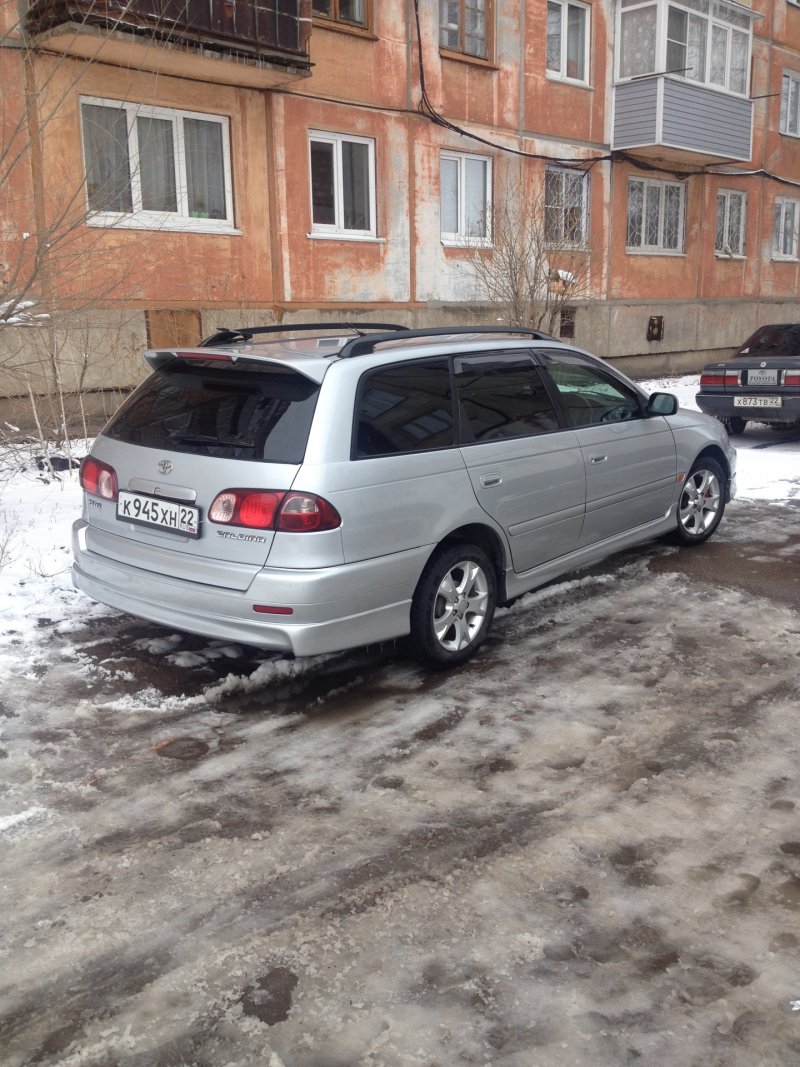 Toyota Caldina кузов 211