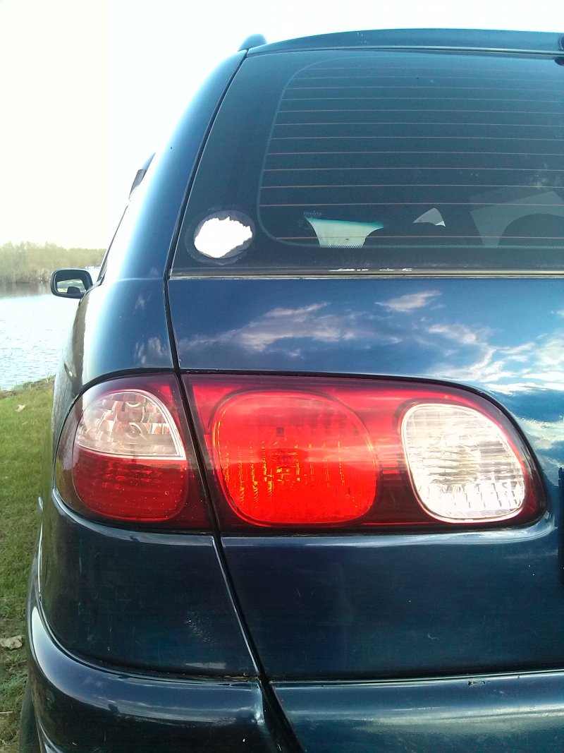 Toyota Caldina кузов 211
