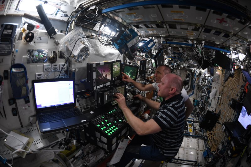Космический корабль Cygnus внутри