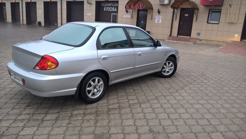 Kia Spectra r16