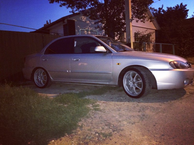 Kia Spectra 2008 на дисках