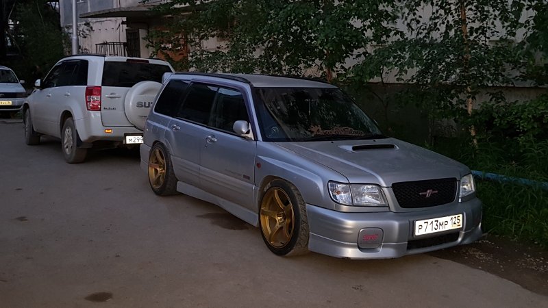 Subaru Forester sf5 STI