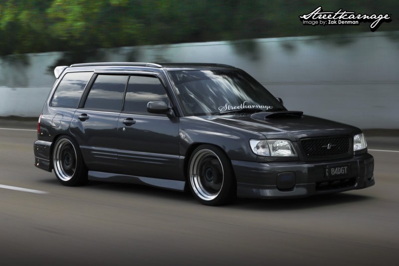 Субару Форестер STI 2000