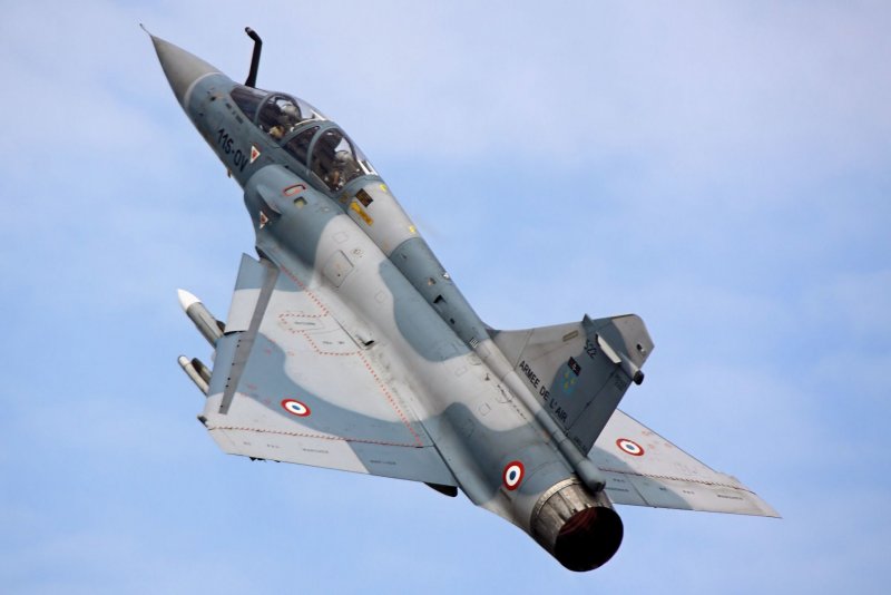 Mirage 2000 самолет