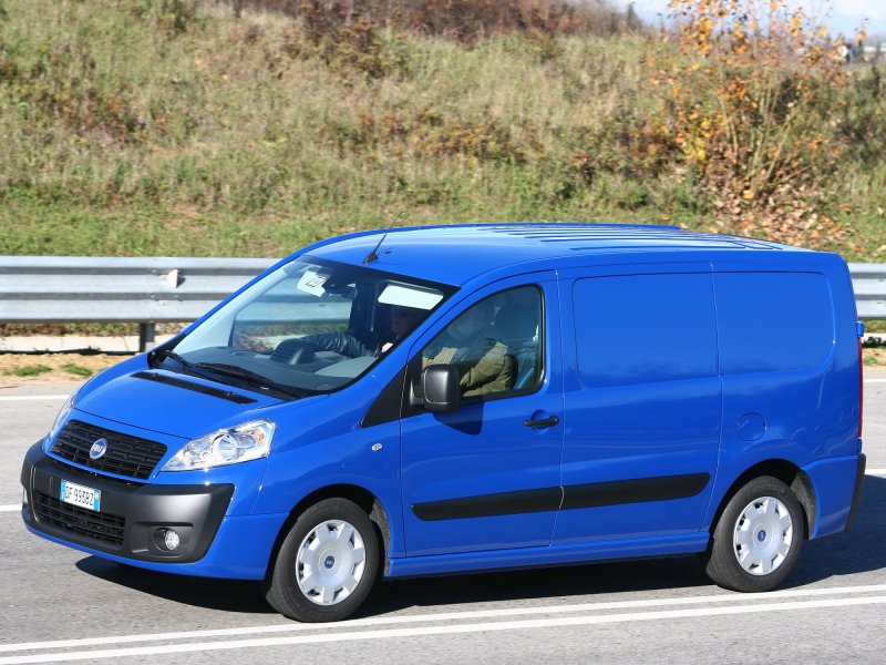 Автомобиль Fiat Scudo