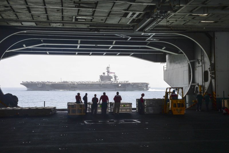 Hangar CVN-71