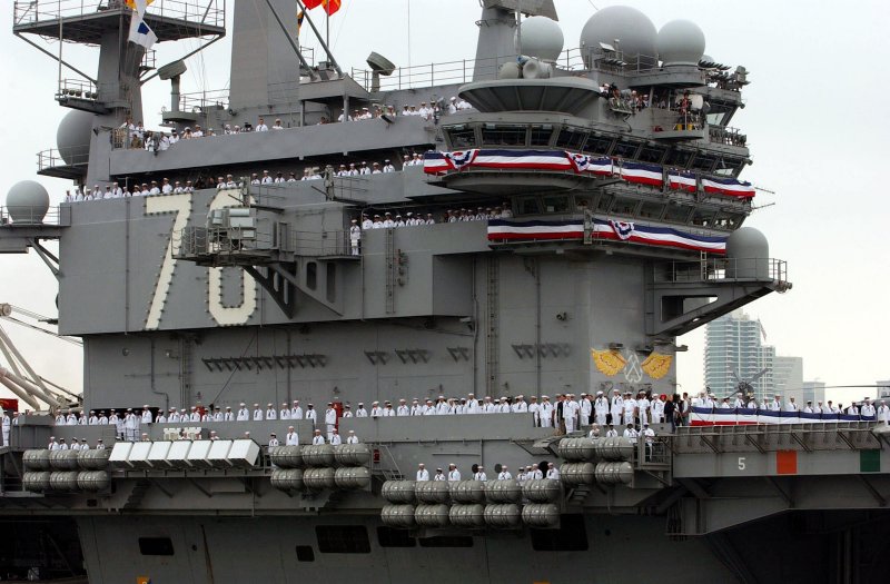 Авианосец CVN-68 Нимиц чертежи