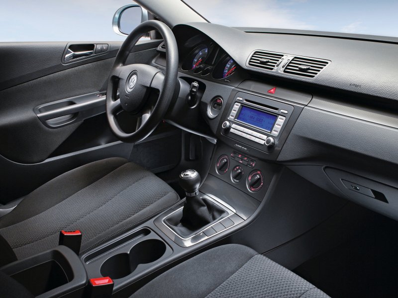 Volkswagen Passat b7 Interior