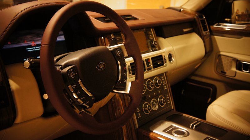 Range Rover Ultimate Edition 2012