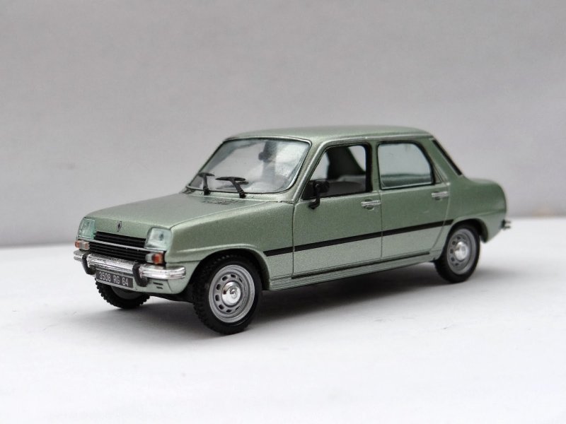 Renault - 7,7
