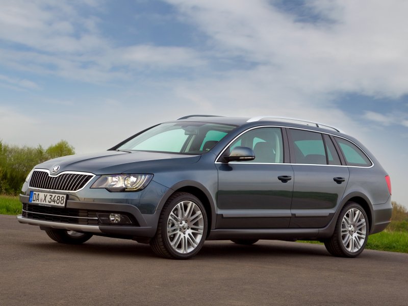 Škoda Superb 2014 универсал