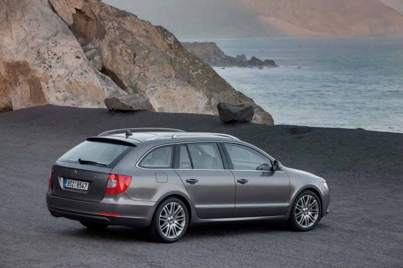 Skoda Superb и 2009 Combi