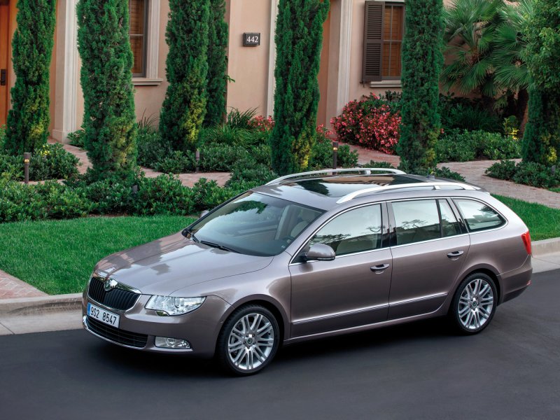 Skoda Superb и 2009 Combi