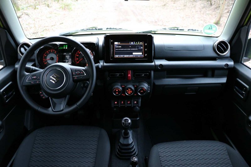 Suzuki Jimny 2015 салон