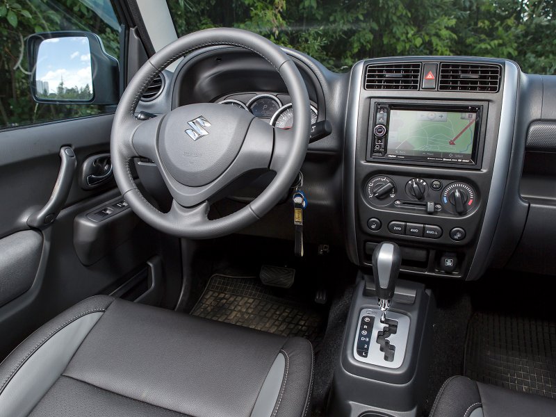 Suzuki Jimny 2011 салон