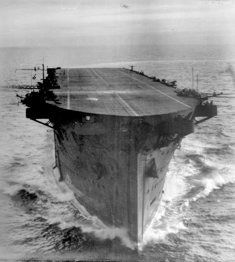 Авианосец Аргус 1942