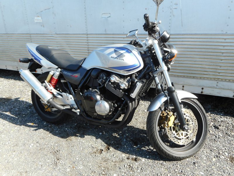 Honda cb400sf VTEC 2