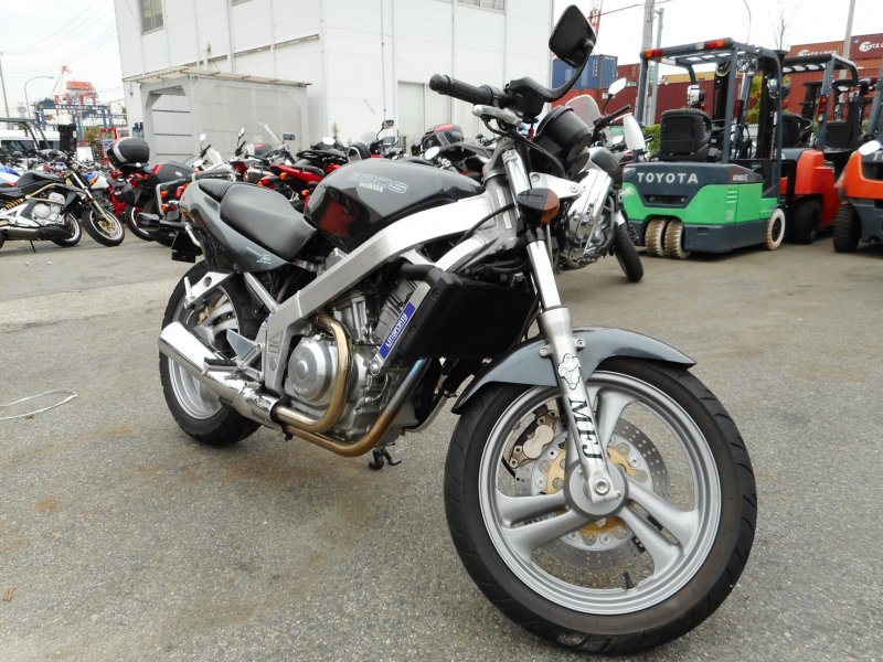 Honda CB 400 super four АБС