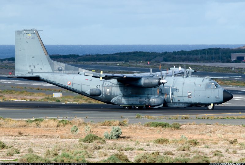 Противолодочный самолет ту-142