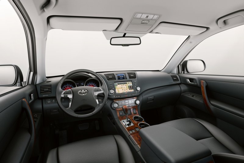 Toyota Highlander 2011 салон
