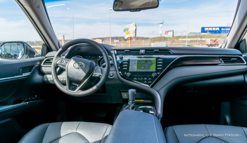 Toyota Camry 2018 салон