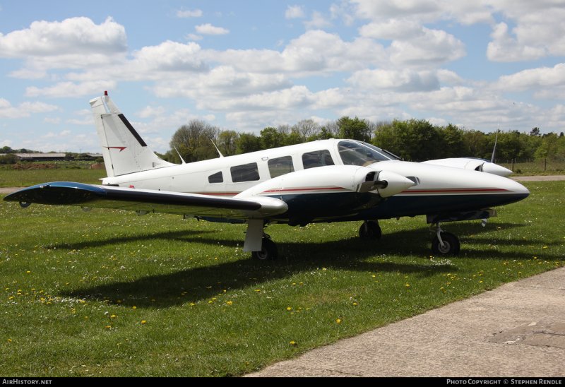 Piper pa 34