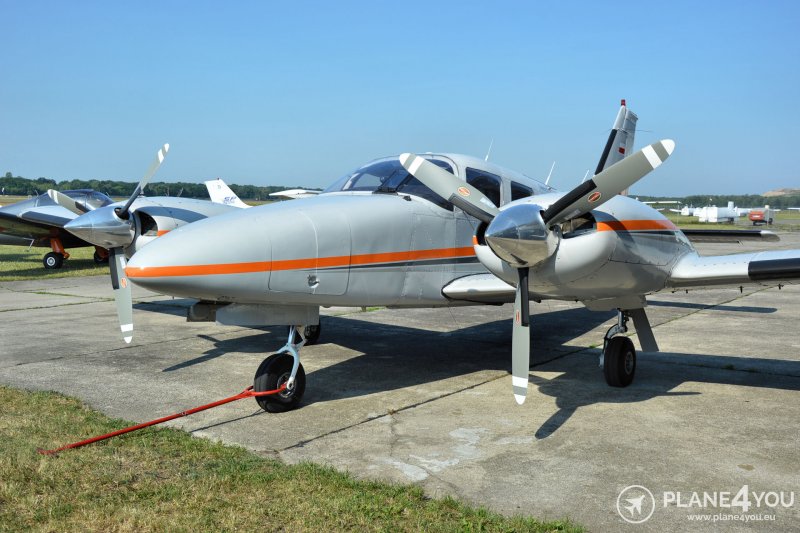 Piper Seneca 3 pa-34-220t