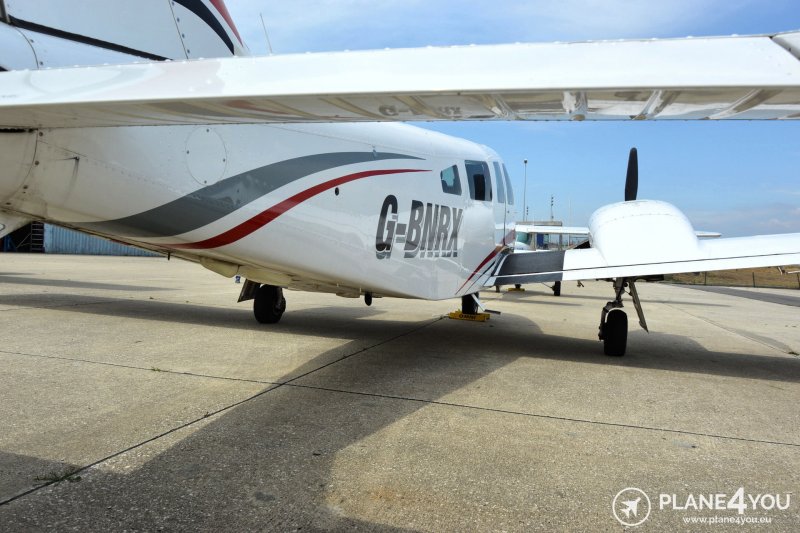 Самолёт Piper Seneca v pa34