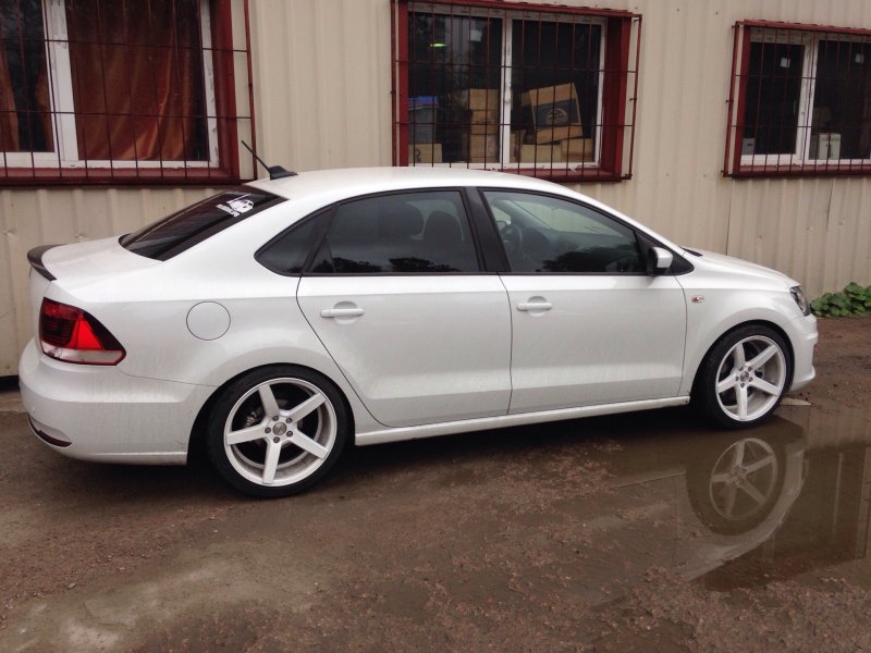 Volkswagen Polo sedan тюнинговый