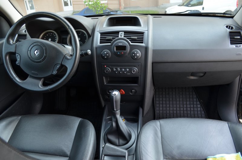 Renault Megane 2 2007 салон