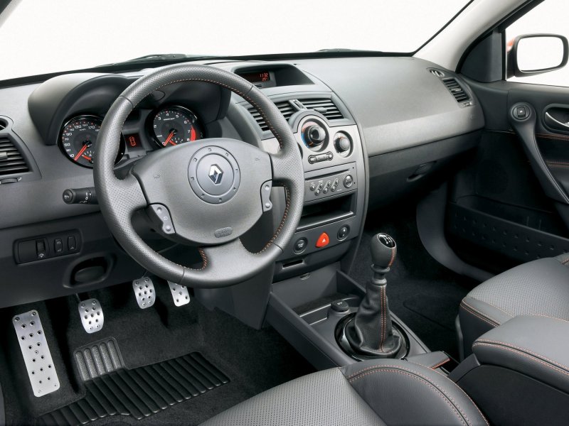Рено Меган 2 2006 салон