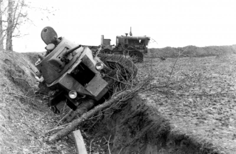 Трактор Сталинец 1941-1945