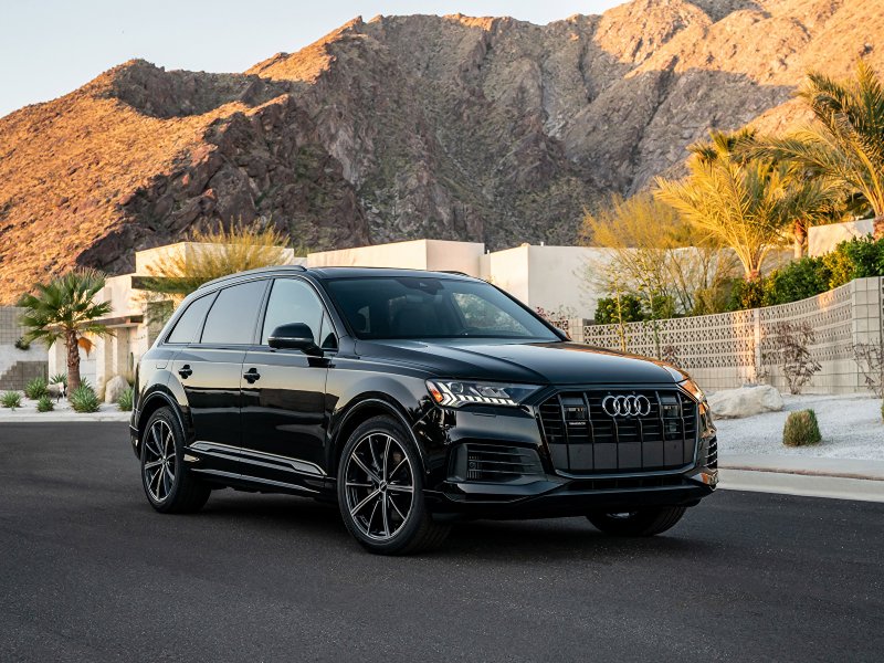 Ауди q7 2021 черный