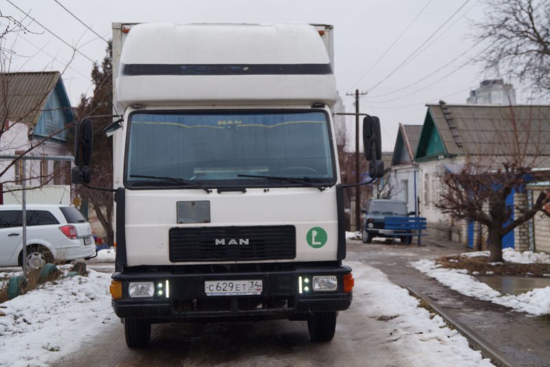 Ветровики man 8.163 l2000