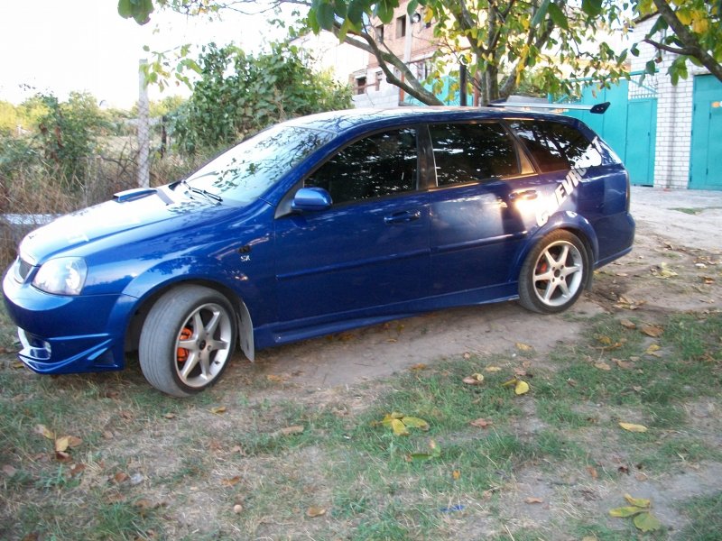 Lacetti spartivni