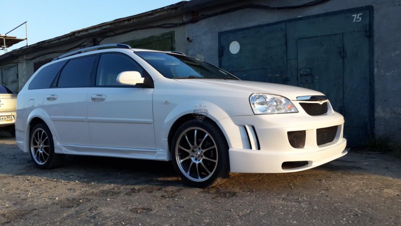 Спойлер на Wagon - Chevrolet Lacetti SW