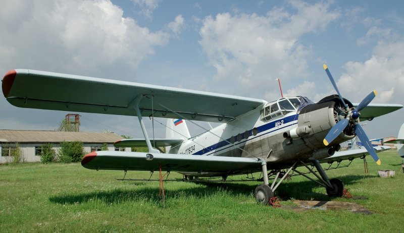 Самолёт АН-2