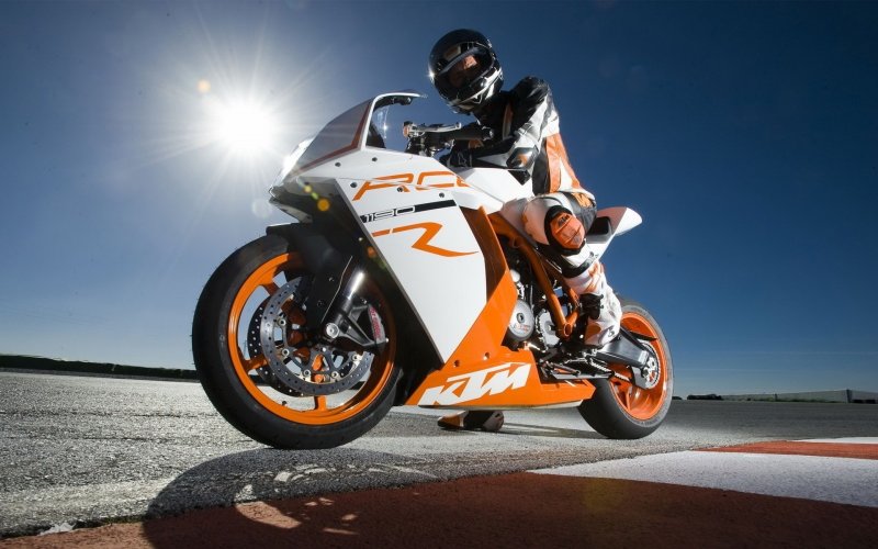 KTM rc8