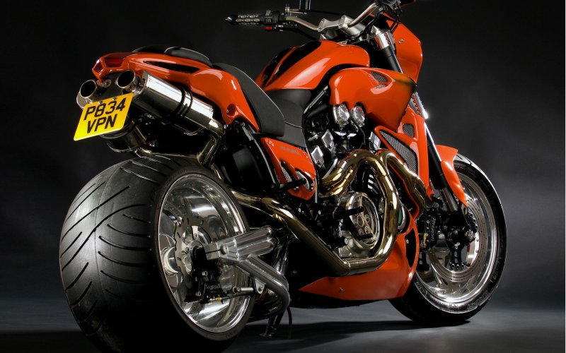 Мотоцикл Yamaha Vmax