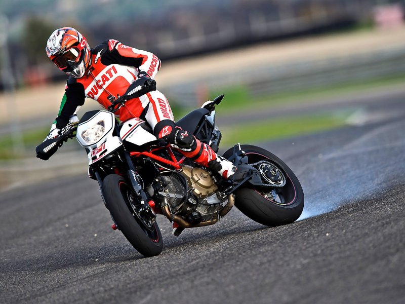 Ducati Hypermotard 1100 EVO