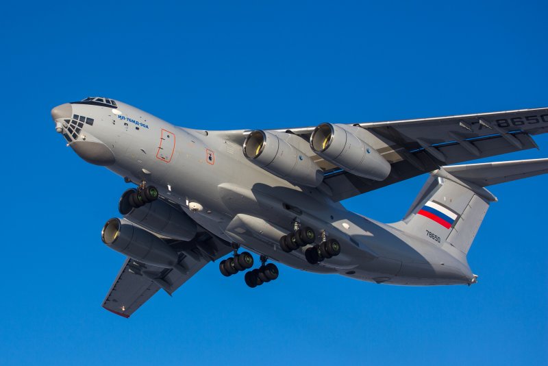 Самолет ил 76 МД