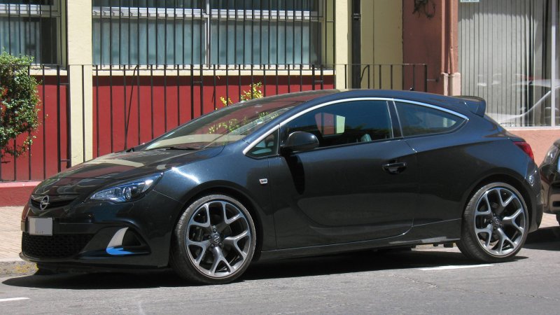 Opel GTC 2015