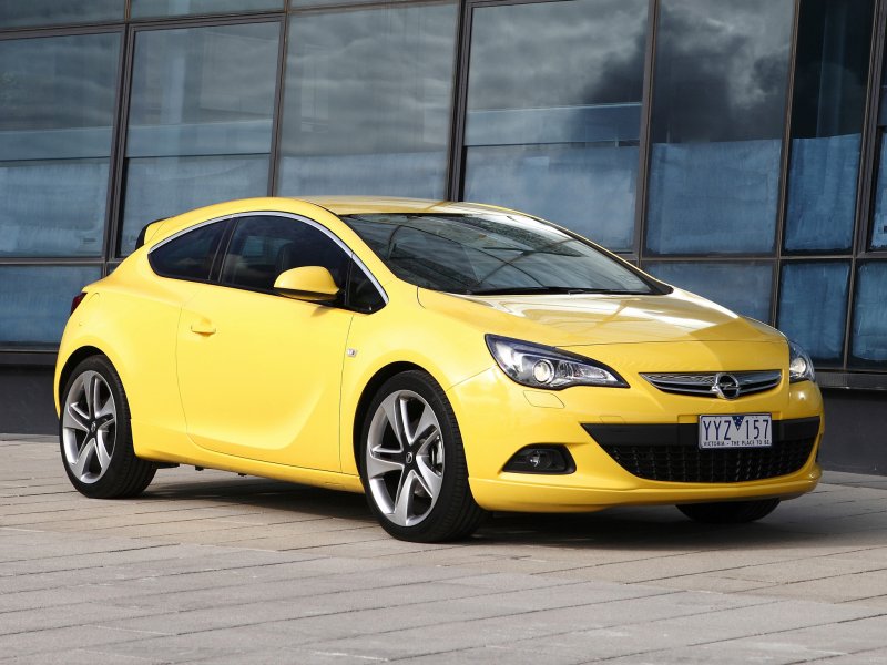 Opel Astra j GTC 2012