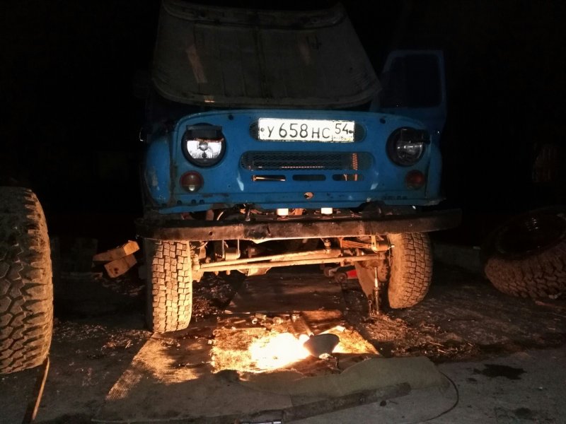 Дорожный просвет УАЗ 469 военные мосты