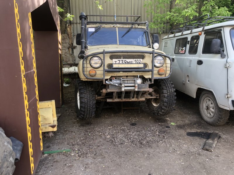 УАЗ 469 на военных Мостах