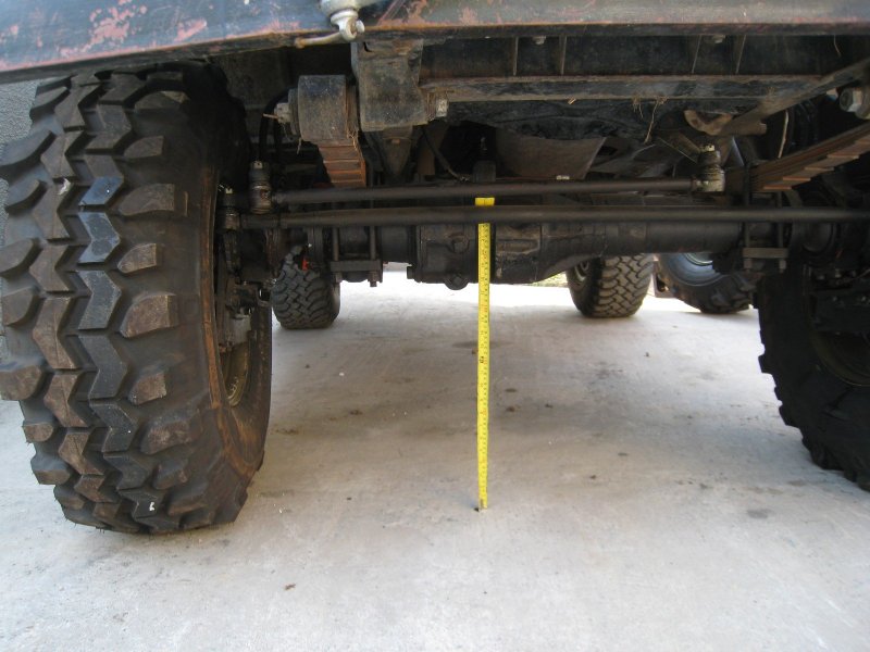 УАЗ 469 просвет (на военных Мостах).