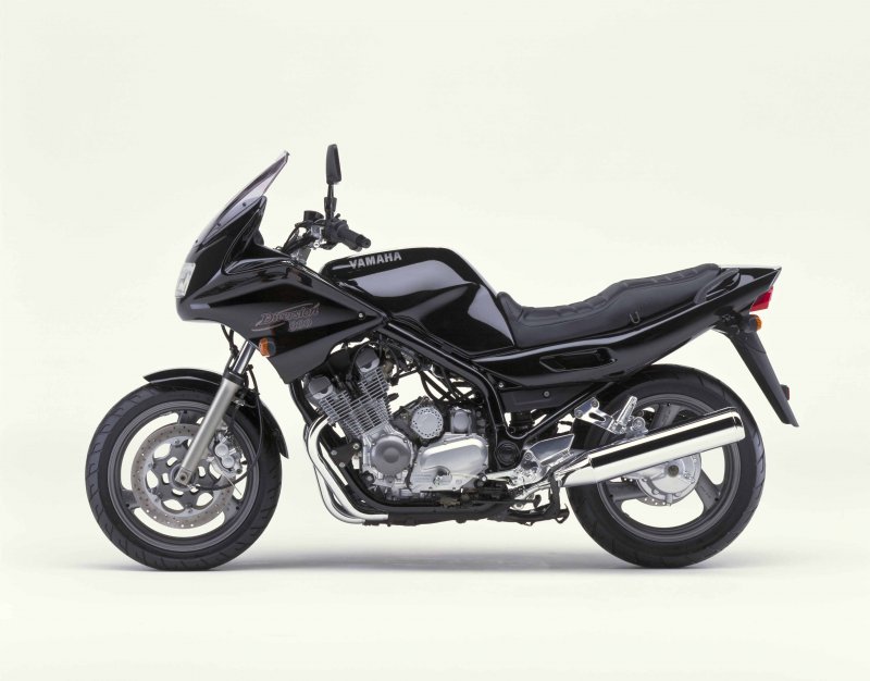 Yamaha XJ 900 diversion