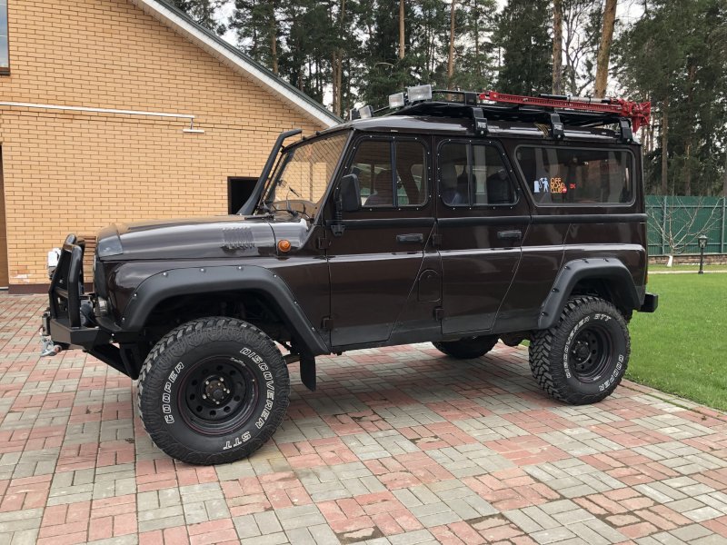 УАЗ длиннобазный 3153