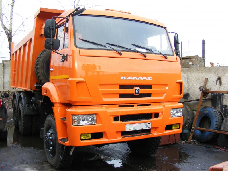 КАМАЗ 6522 самосвал